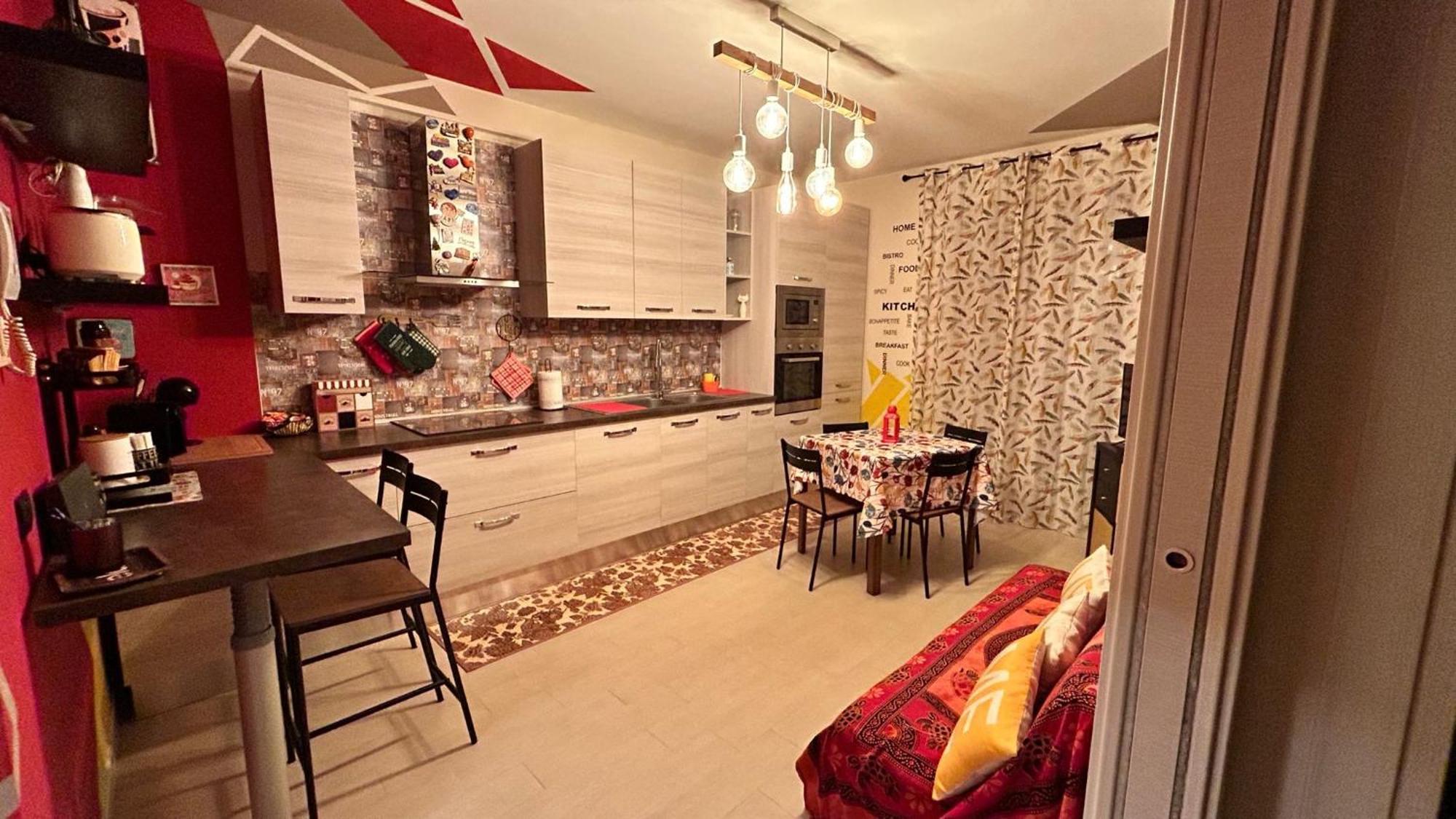 شقة Creedhouse In The Historic Center كاساماسيما المظهر الخارجي الصورة